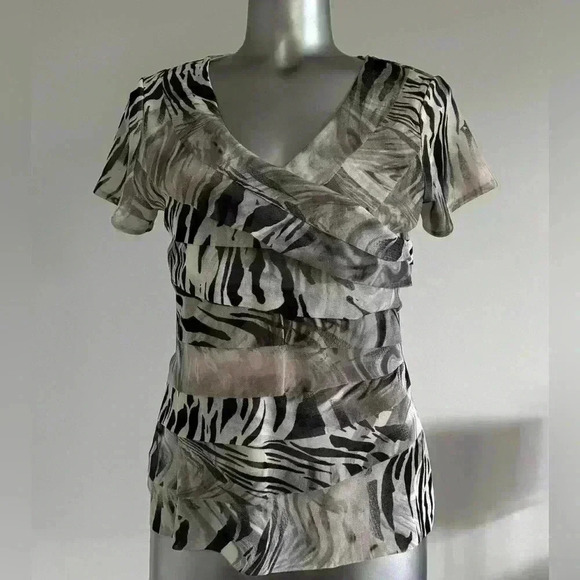 FREE 🎁💎💟Vintage Petite Lined  Mesh Top - Picture 7 of 16